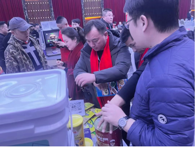 ��������